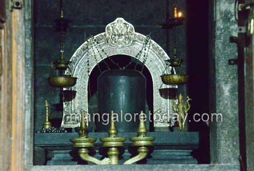Burglary at Uma Maheshwari Temple 1